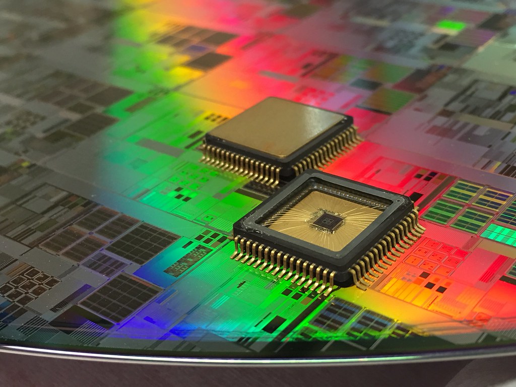 The Silicon Race – Google’s Custom AI Chips